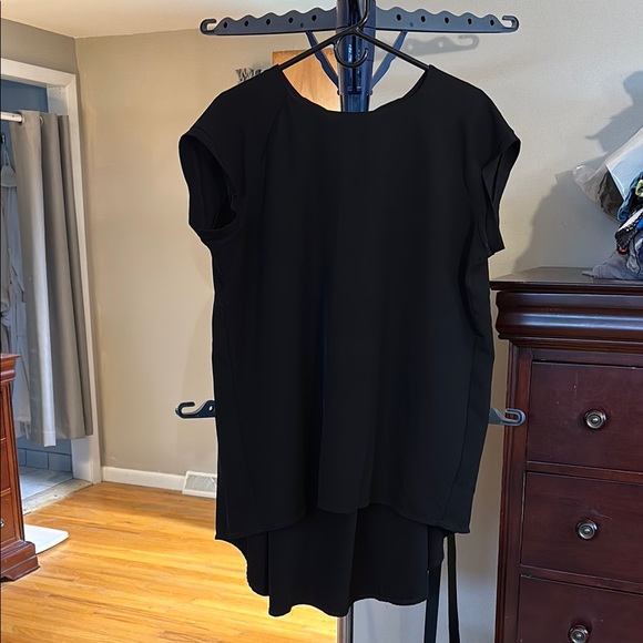 High/Low Blouse - Picture 1 of 3